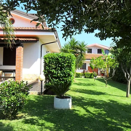 Appartamento Graziella In Capo Vaticano By Interhome