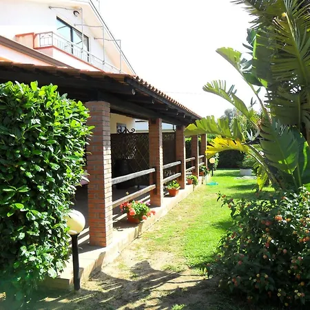 Graziella In Capo Vaticano By Interhome *