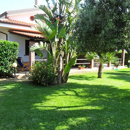 Appartamento Graziella In Capo Vaticano By Interhome *