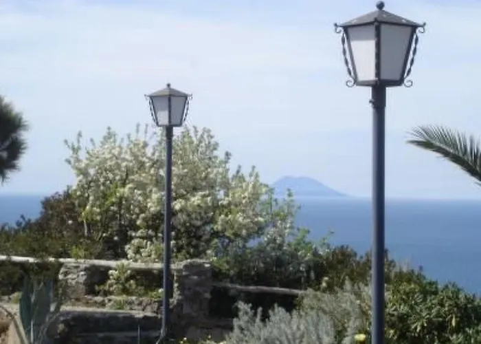 Graziella In Capo Vaticano By Interhome Apartamento