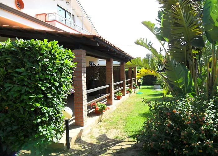 Graziella In Capo Vaticano By Interhome *